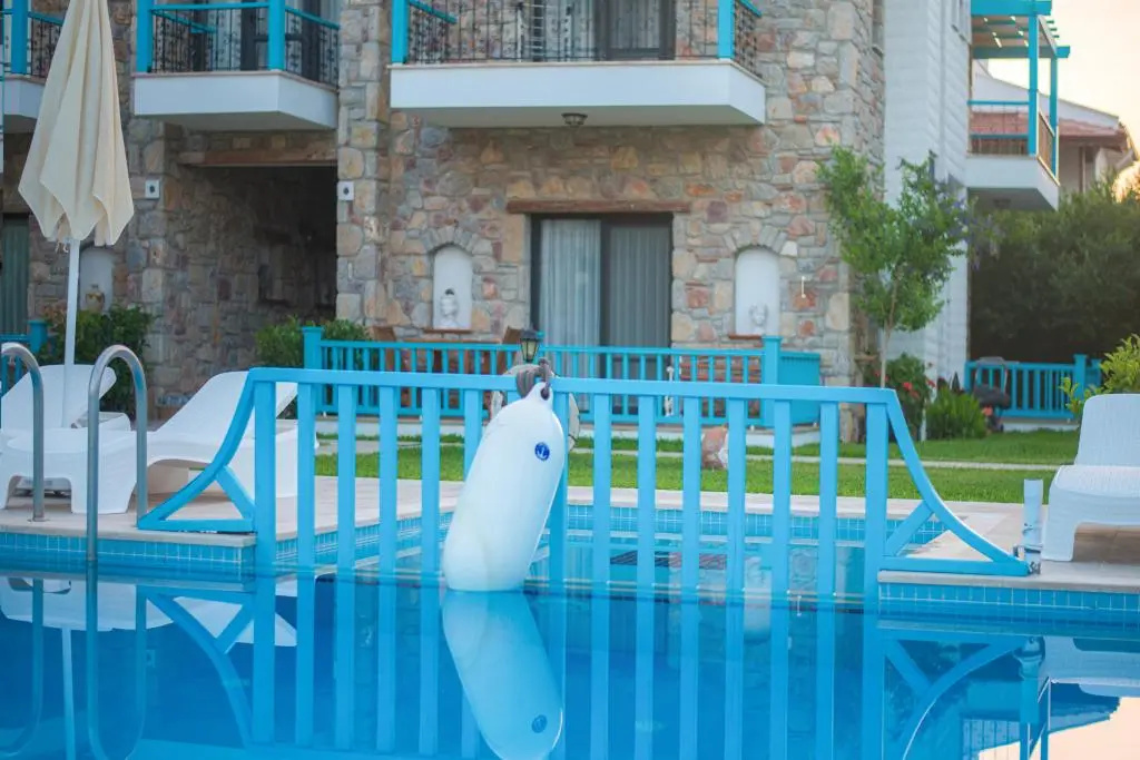 Ekinoks Otel