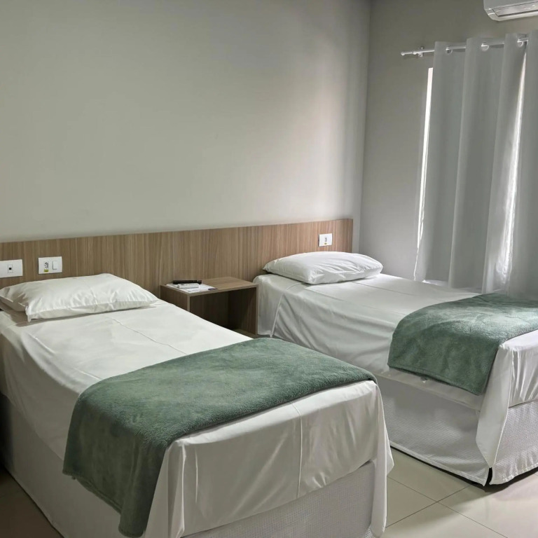 Mahle Hotel - BR 116, km 48