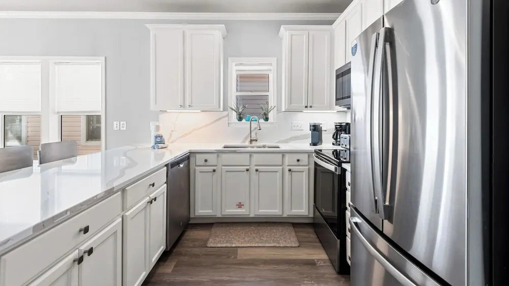 4BR Pet-friendly Retreat on 30a, Steps From Beach & Pool