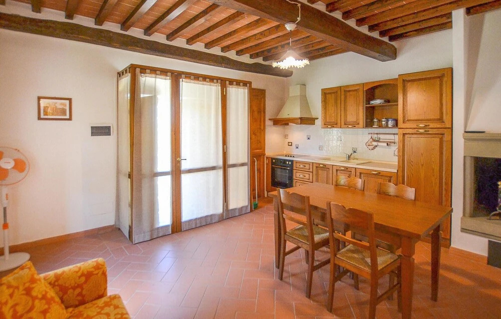 Gorgeous Home In Arezzo