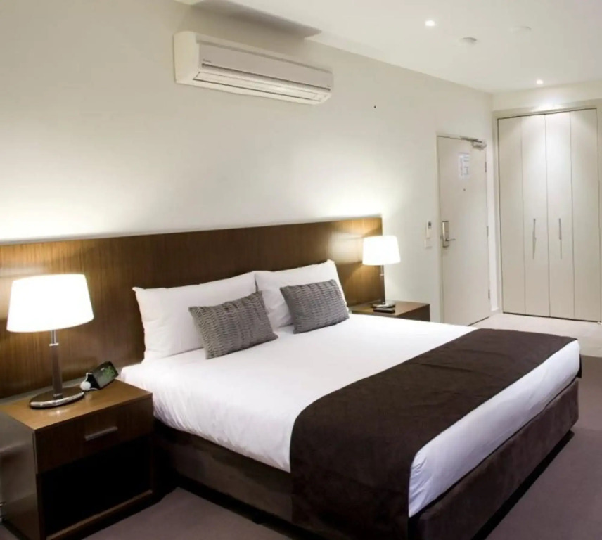 Quest Glen Waverley