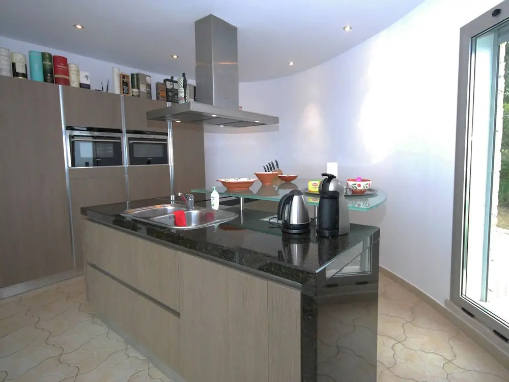 Modern Villa in Caldas da Rainha by the Sea