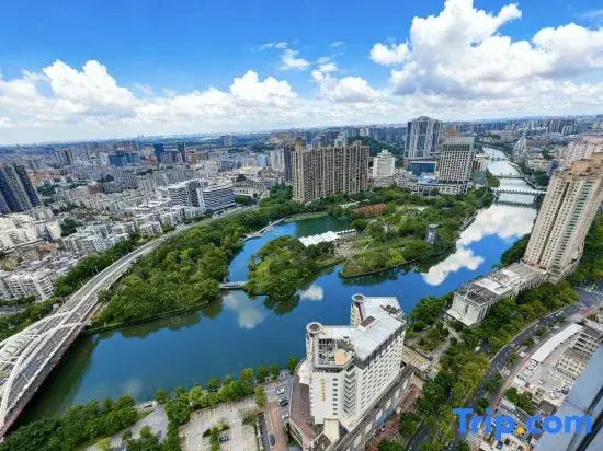 Phobos High River View Apartment Hotel (Zhongshan Shiqi Pedestrian Street Lihe Square)