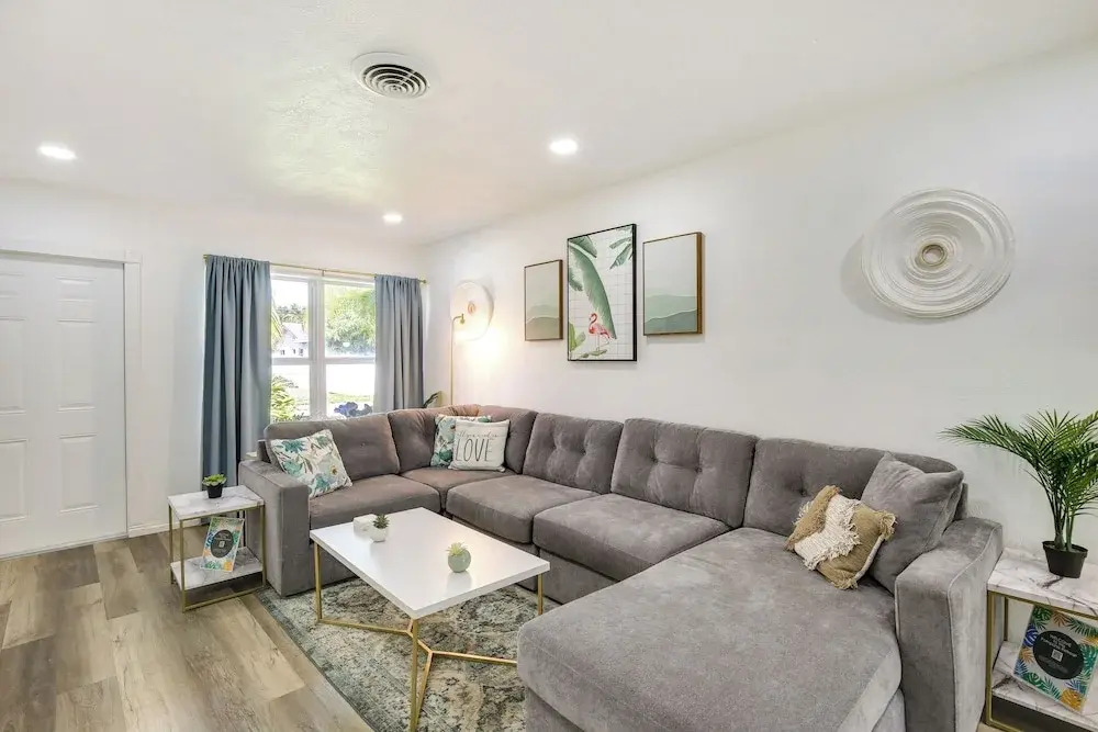 Heated Pool & Backyard Oasis in Pompano Beach!