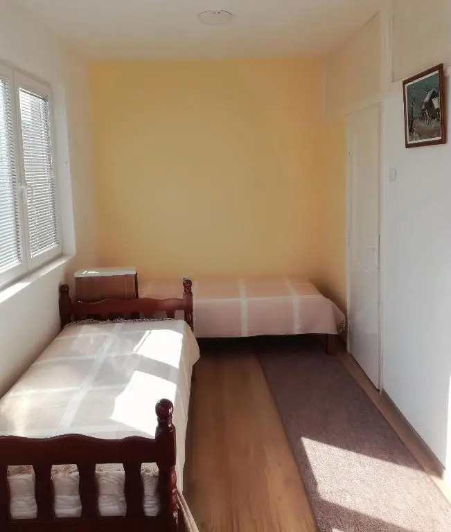 Dora Apartment