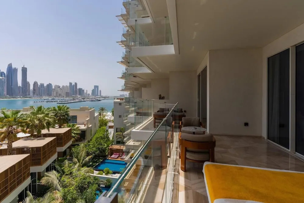 Five Palm Jumeirah Luxurious 2bdr Stunning Views