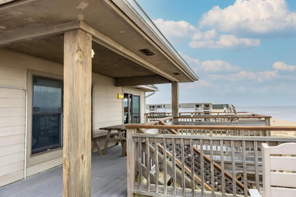 SCR3B - Scrimshaw Penthouse