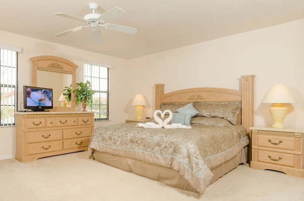 Ov3750 - High Grove - 5 Bed 3.5 Baths Villa