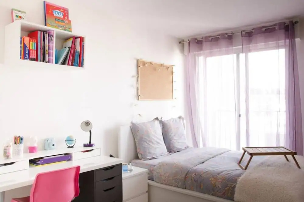 2 Bedroom Apartment With Balcony Near Eiffel Tower and Invalides