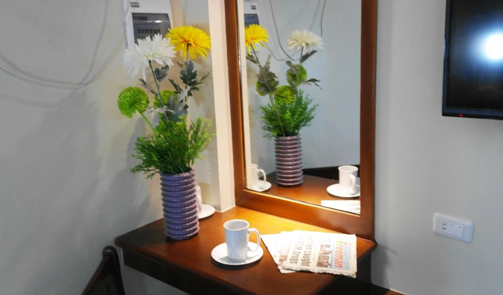 Sea Breeze Hotel