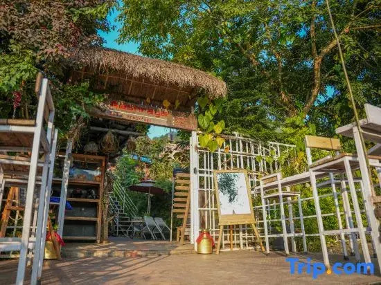 Aashraya Bed and Breakfast