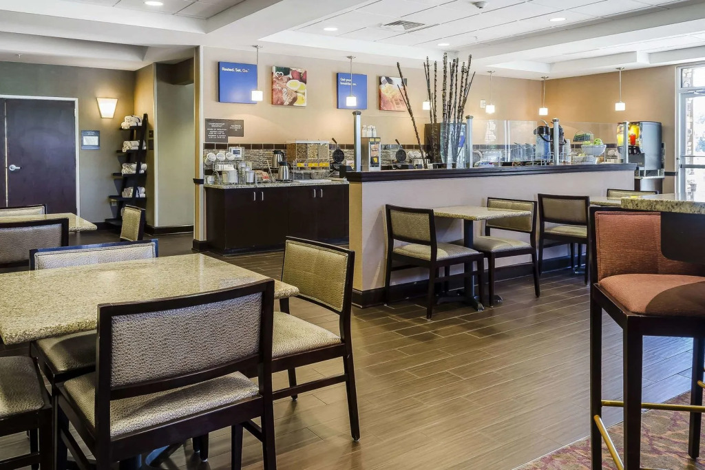Comfort Inn & Suites Dothan East