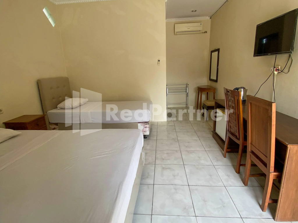 Hotel Kurnia @ Jln Pemuda Blora RedPartner