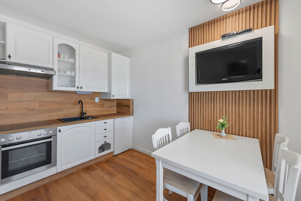 Superior Apartment Tania 6