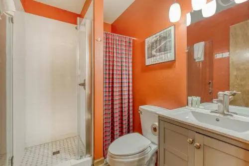 Little Trail Lodge - Unit B