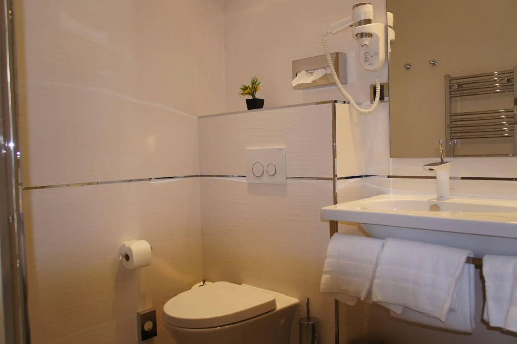 Hotel Ambassador, completely renovated