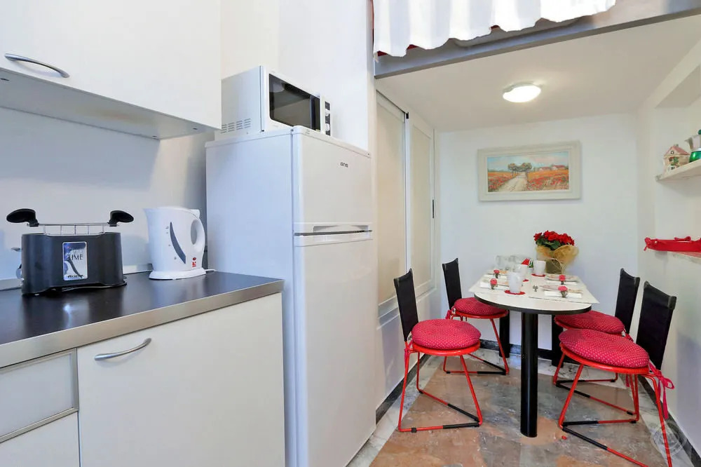 Coloseum apartments-St.John Lateran area