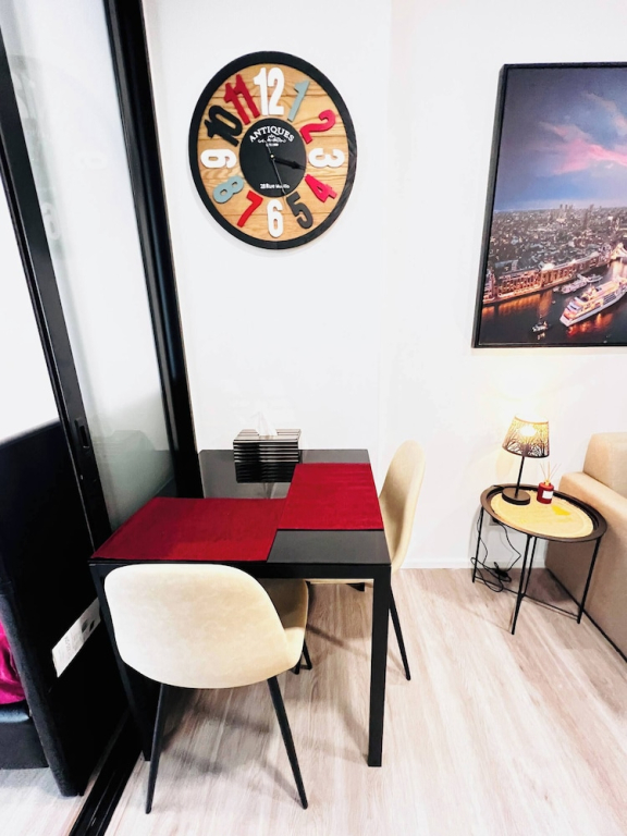 Luxurious 1 and Half Bedroom Condo With Resort-style Amenities in Nonthaburi