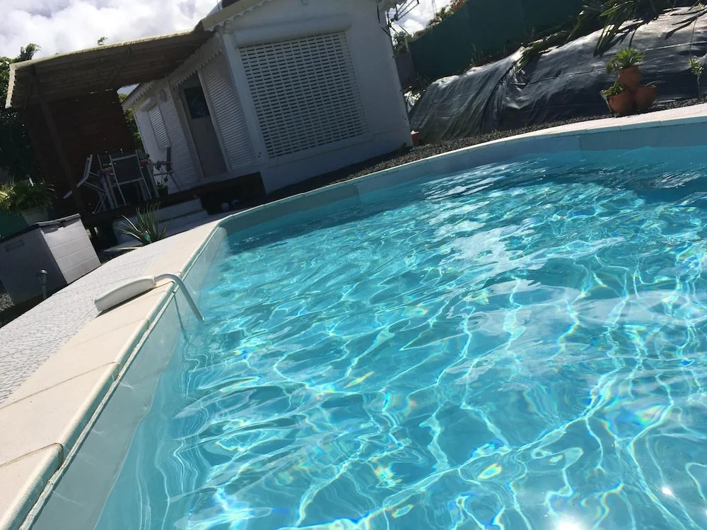 Bungalow With one Bedroom in Petit Bourg, With Pool Access, Enclosed G