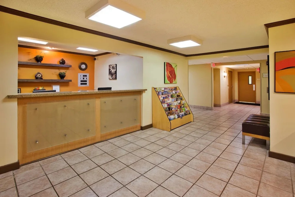 La Quinta Inn & Suites by Wyndham Savannah Southside