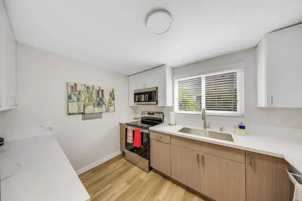 Oneluxstay 3BR Home Near the Beach