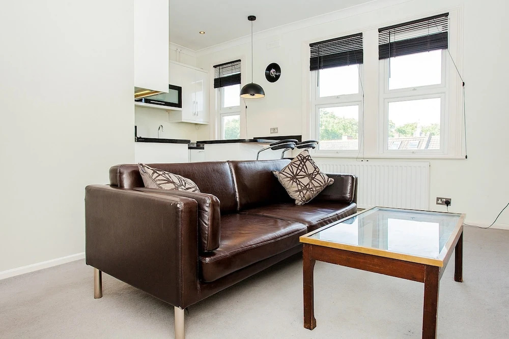 Newly Furnished Modern 1 Bed in South East London