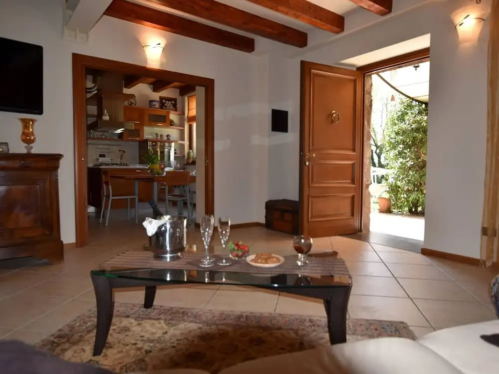 Classy Villa in Pisogne with Garden, BBQ, Pool, Sun-loungers