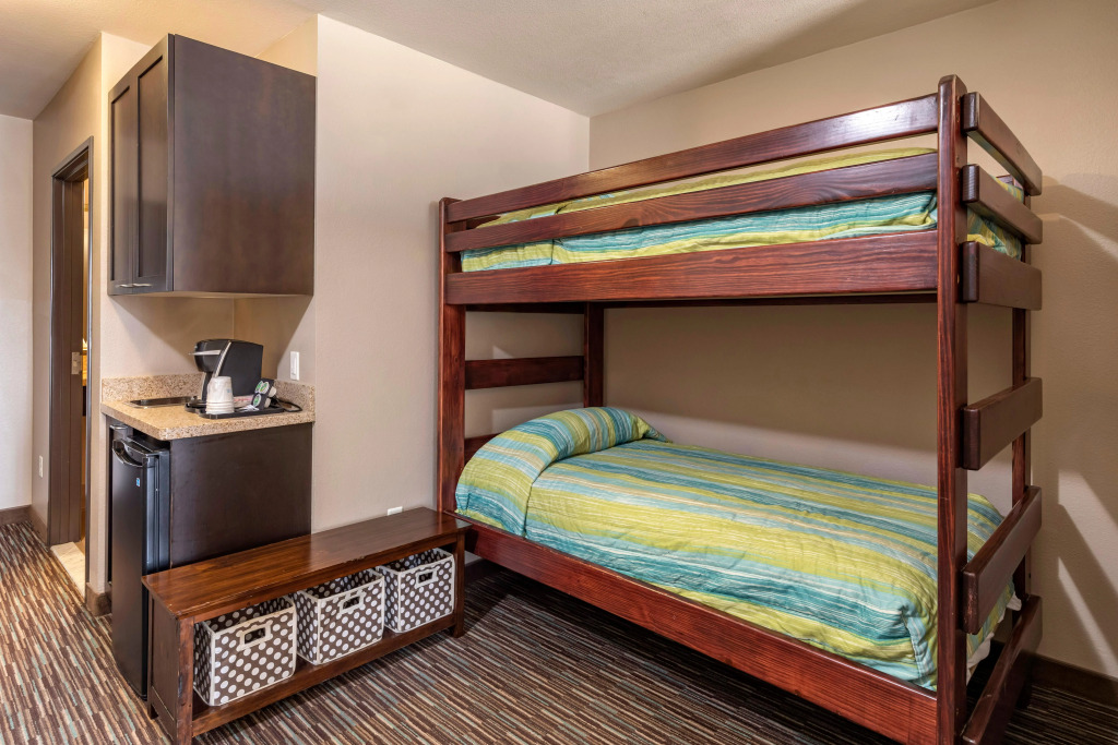 Holiday Inn Express & Suites Indio - Coachella Valley by IHG