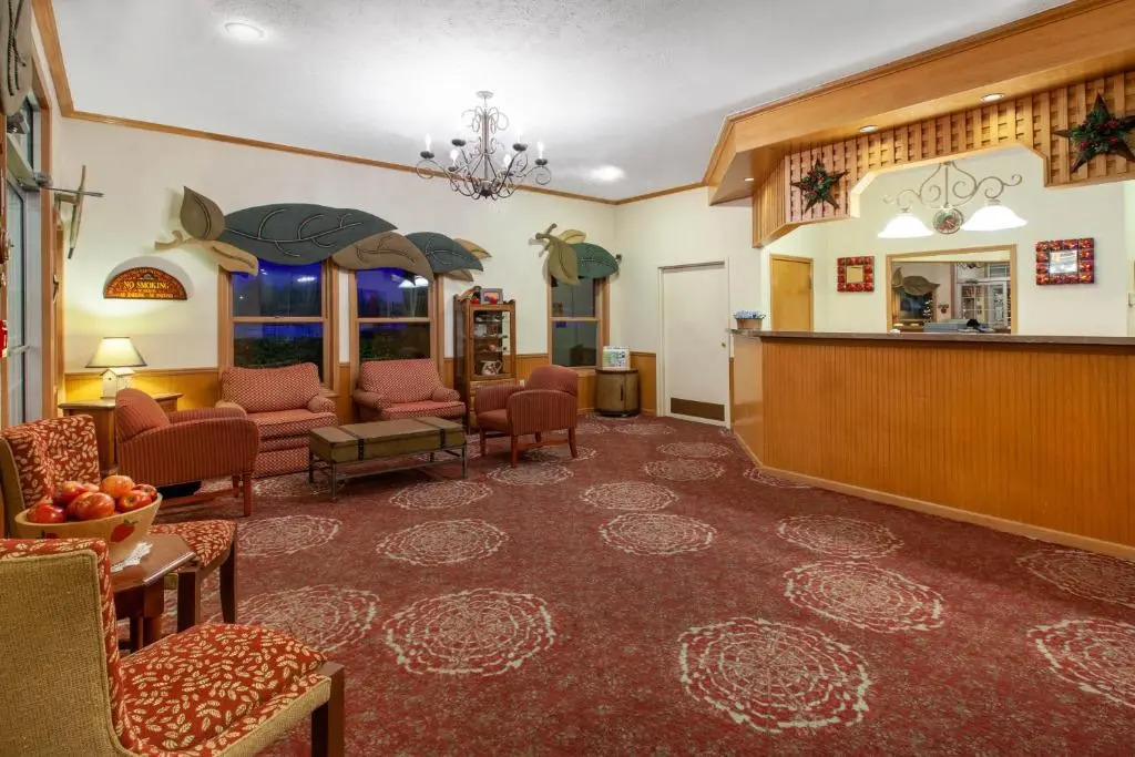 Apple Tree Inn; SureStay Collection by Best Western