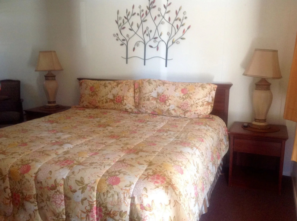 Sonoma Lodge