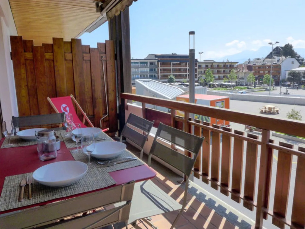 Apartment Miremont B7 by Interhome