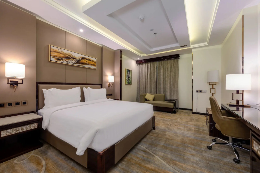 Al Ertiqaa Hotel