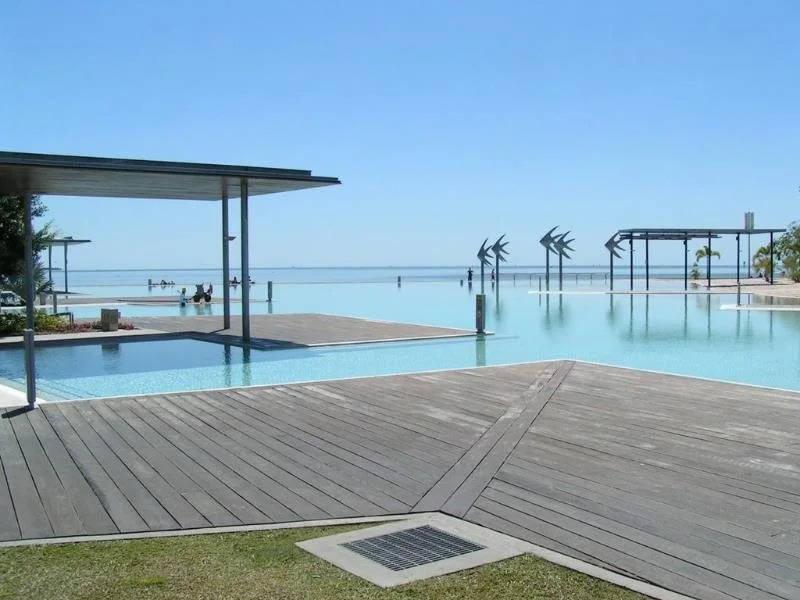 Waterfront Backpackers - Hostel