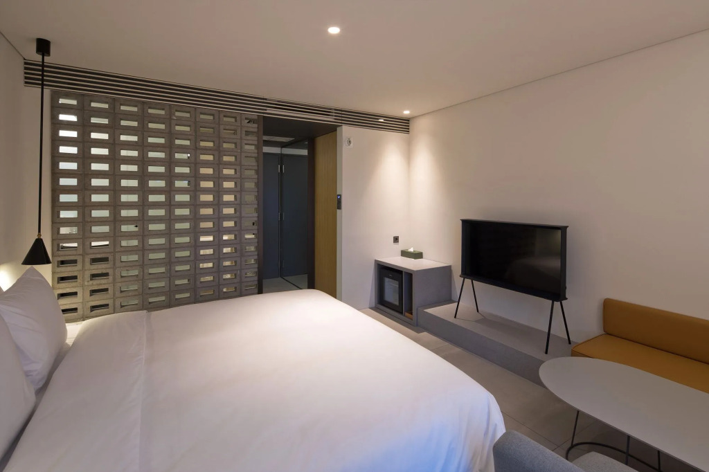 Cont Hotel