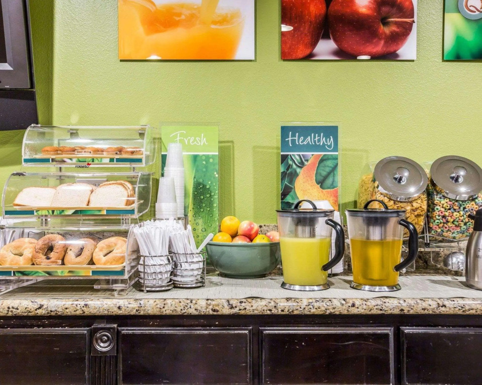 Quality Inn & Suites Thousand Oaks