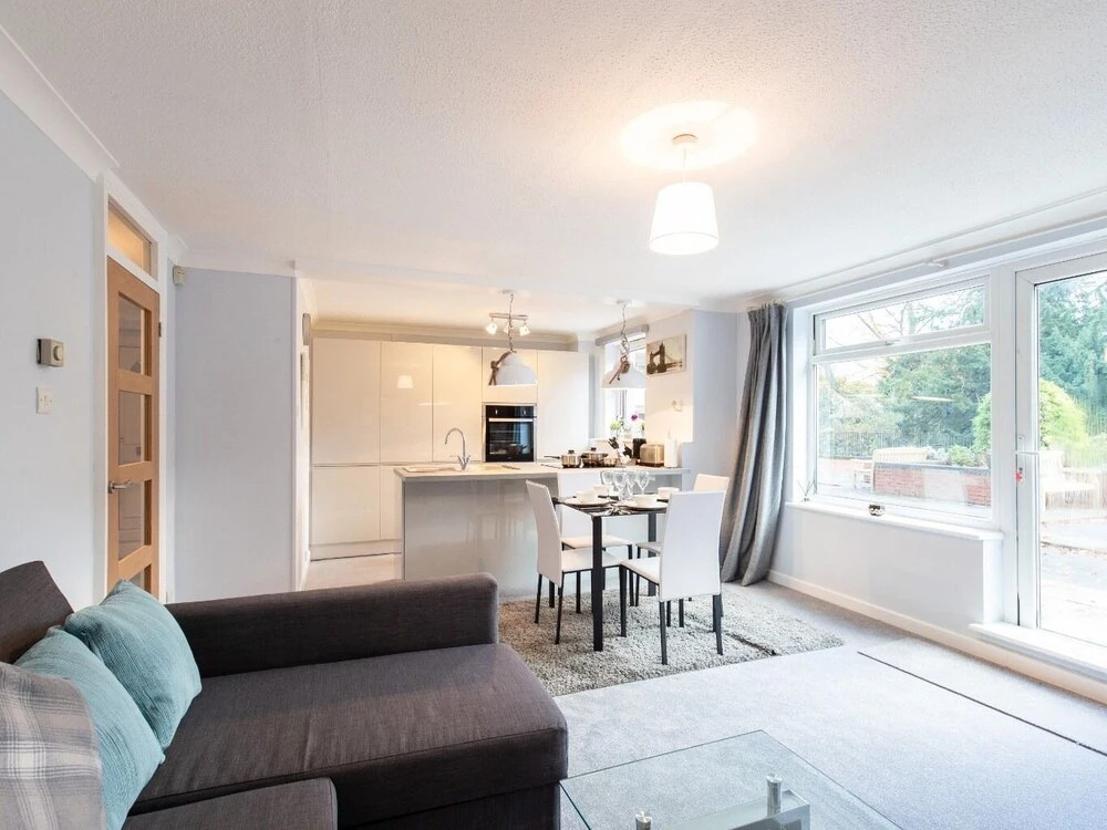 2-bedroom Apartment Woodgrange Court