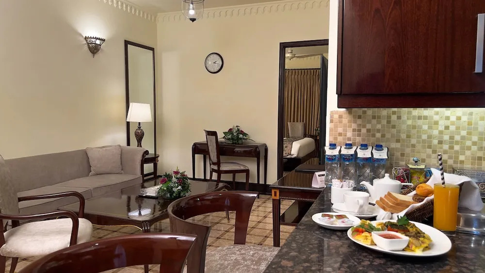 Heritage Luxury Suites All Suite Hotel