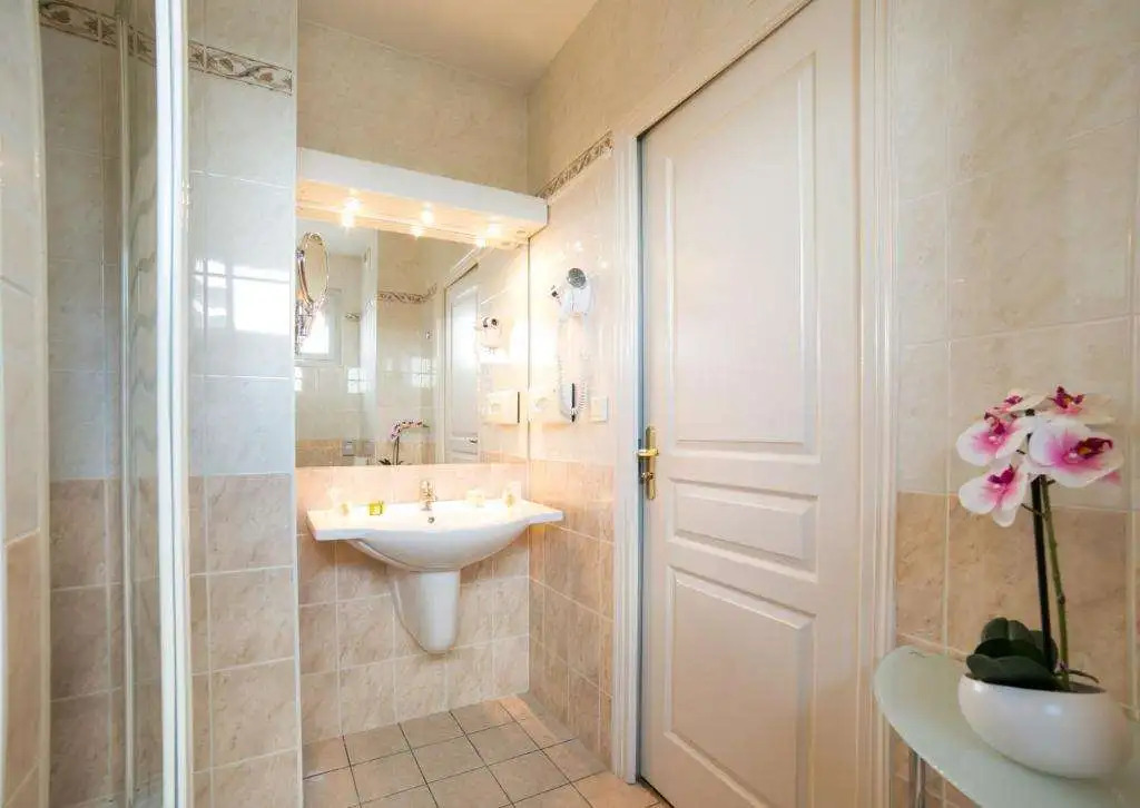 Logis Hôtel Auberge de la Rose