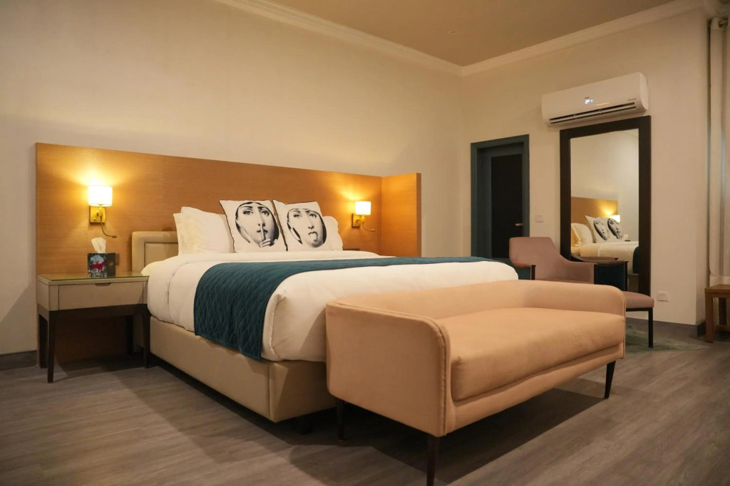 Ambiance Boutique Art Hotel Karachi
