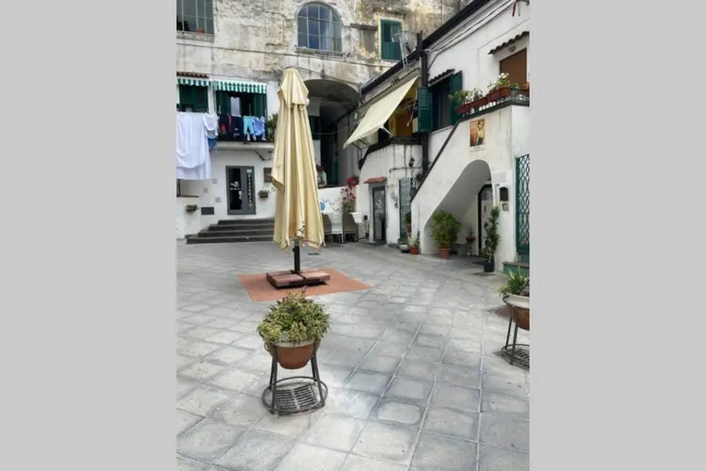 Sandros Studio Vietri Center