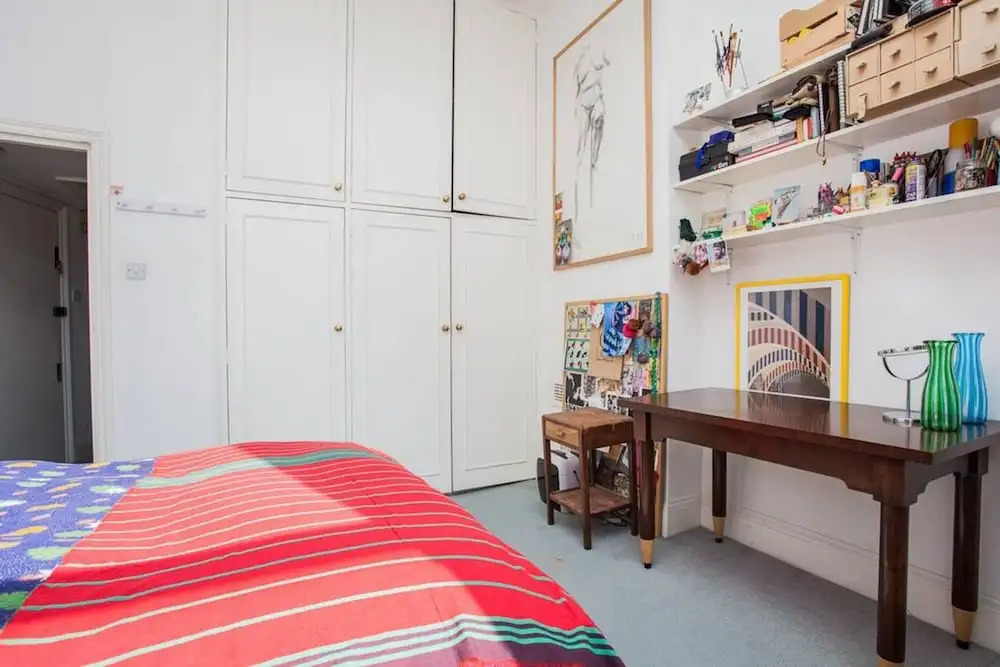 Beautiful and Light Chelsea 1 Bed Apartment
