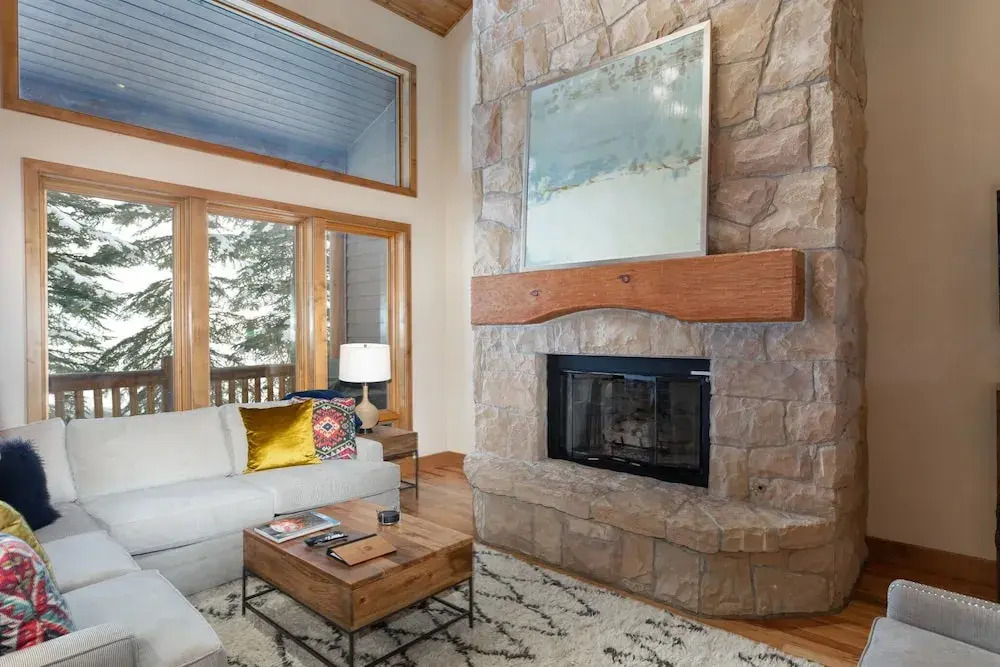 Sterling Lodge at Deer Valley Resort - Three Bedroom Condo with Hot Tub #108 3 Condo