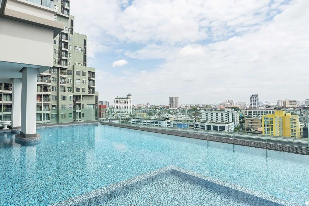 The Rich Condo By Favstay