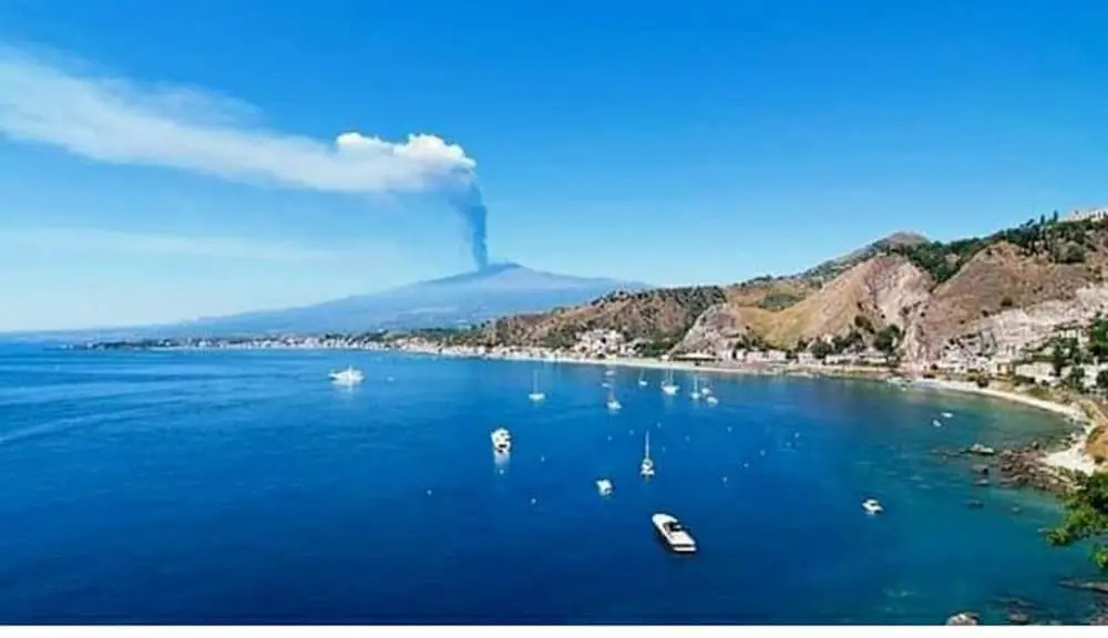 Apartment with One Bedroom in Giardini Naxos , with Wonderful Sea View And Furnished Terrace - 50 M From the Beach