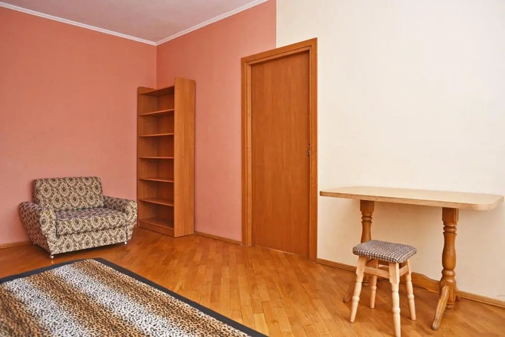 Kvartira po prospektu Pobedy, 5