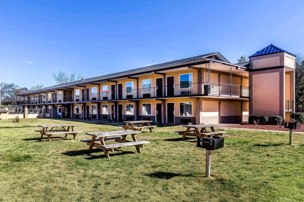 Econo Lodge Lavonia I-85