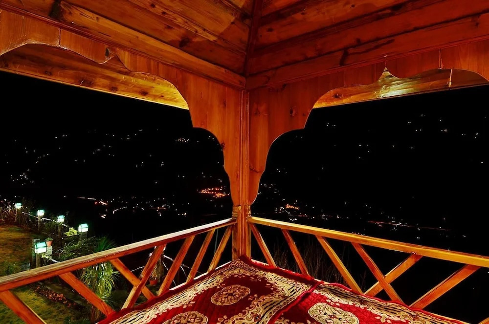 Himalayan Kothi ,Kais, Kullu Manali