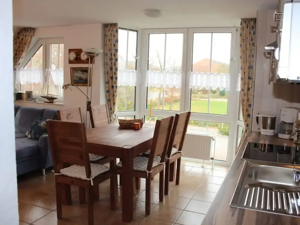 Holiday Apartment Norddeich Radio