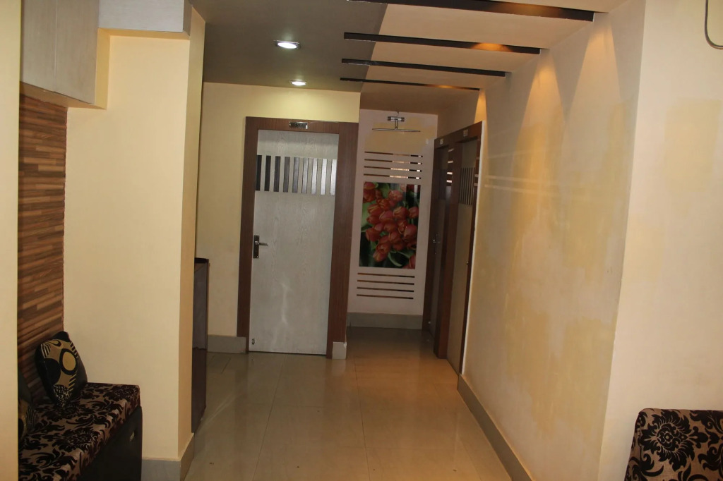Transit Inn Guest House