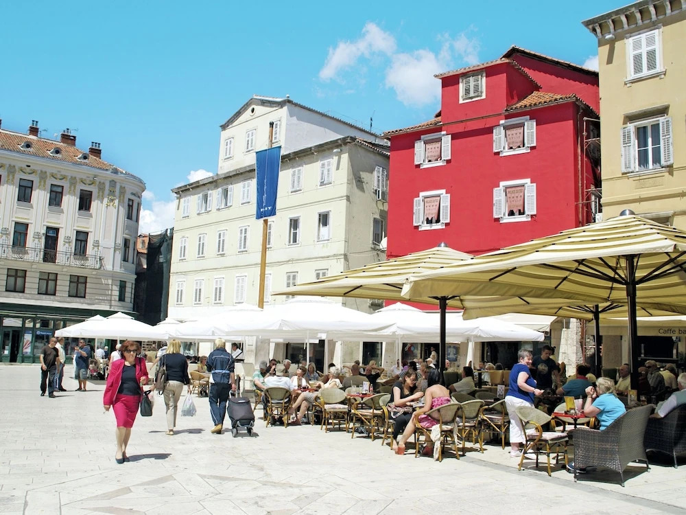 Luxurious Apartment in Vodice With Garden